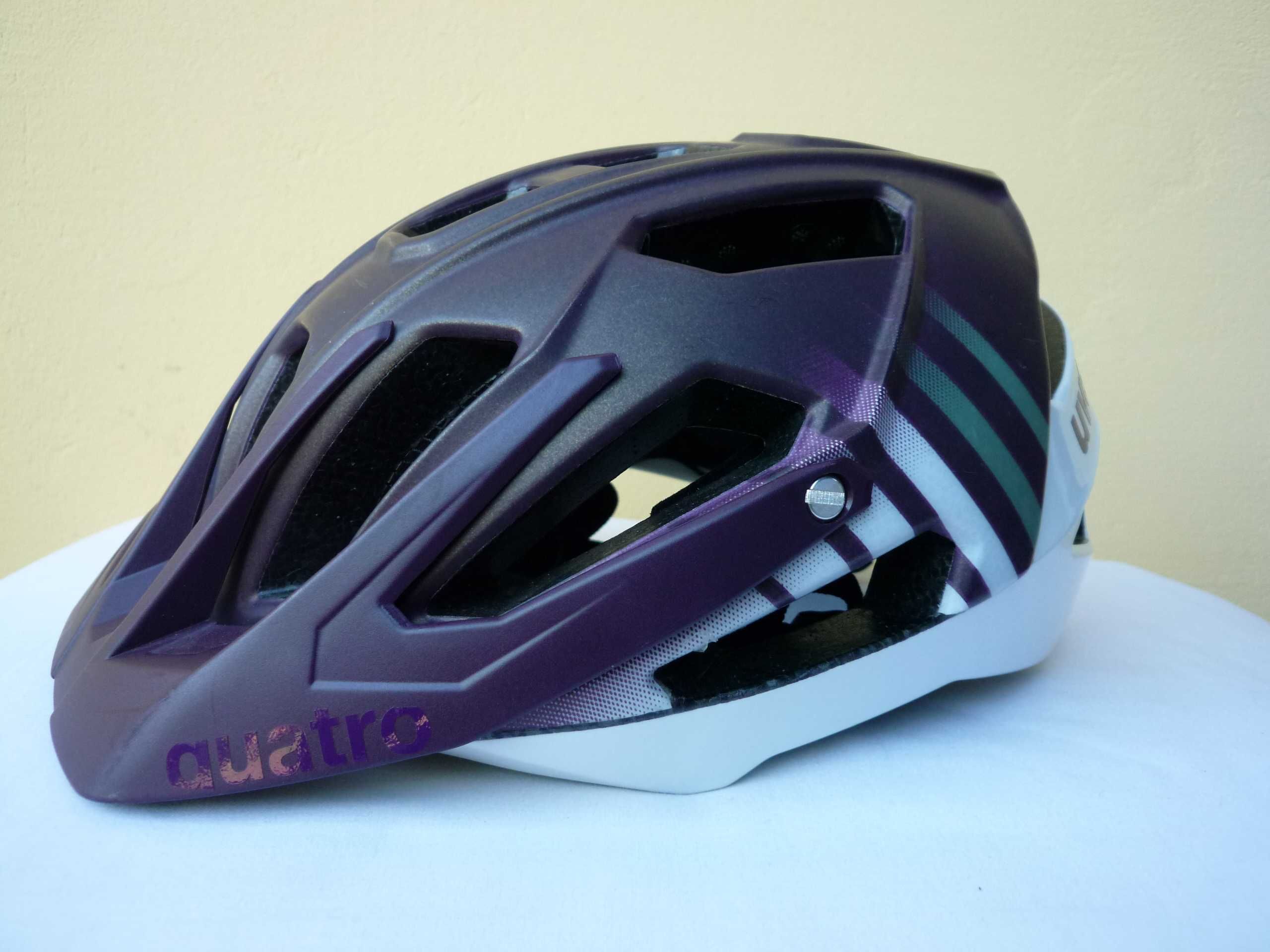 Kask rowerowy UVEX Quatro CC r. 52-57 Nowy