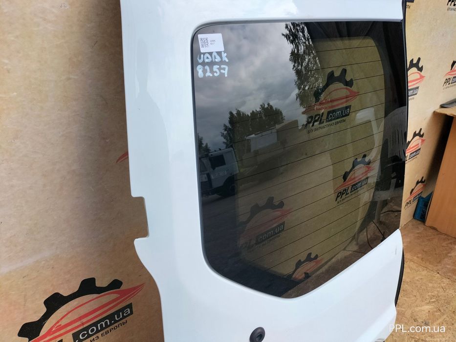 Ford Transit Tourneo Connect Mk2 13-21 Стекло двери левое заднее