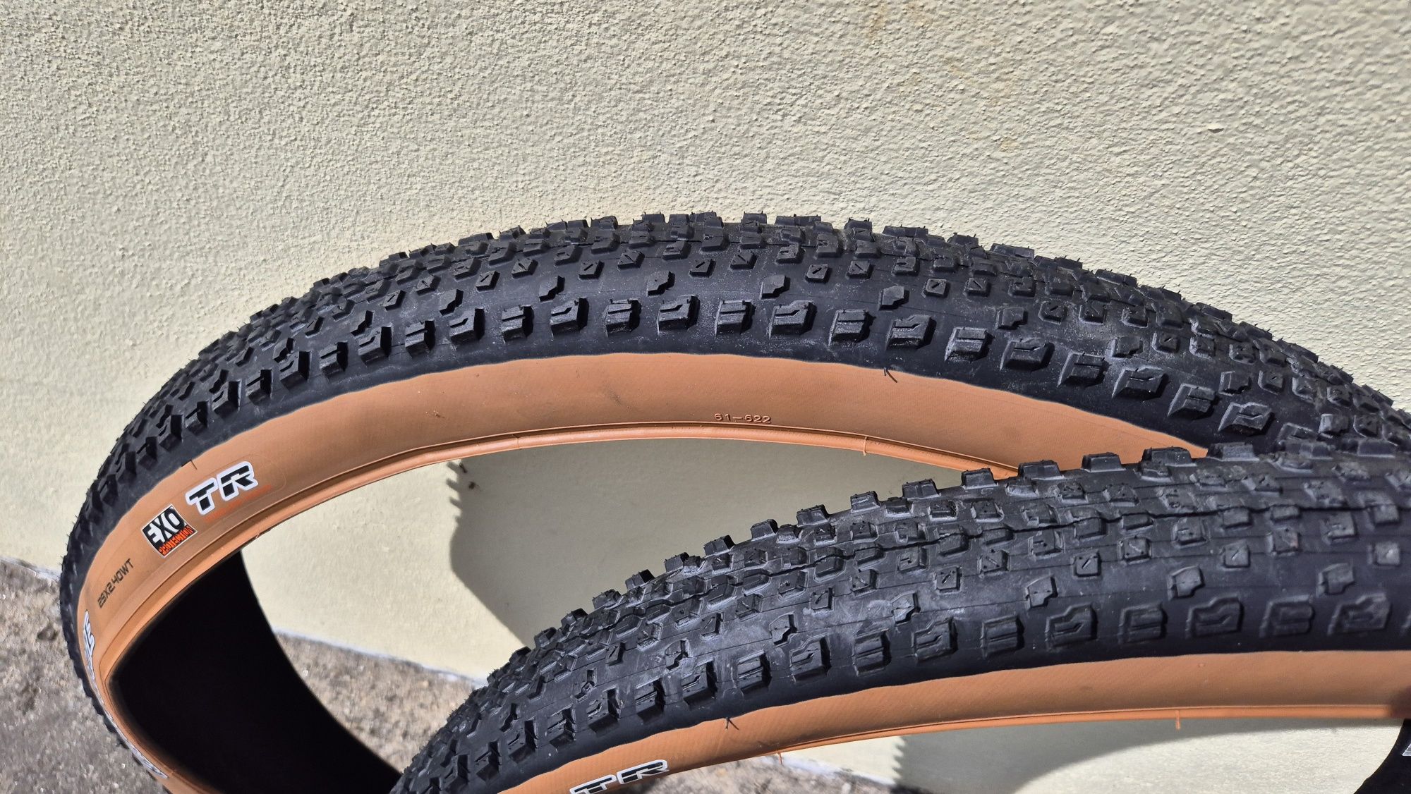 2 pneus Maxxis Recon Race 29x2.4WT