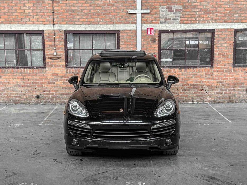 PORSCHE Cayenne S Hybrid 3.0 v6