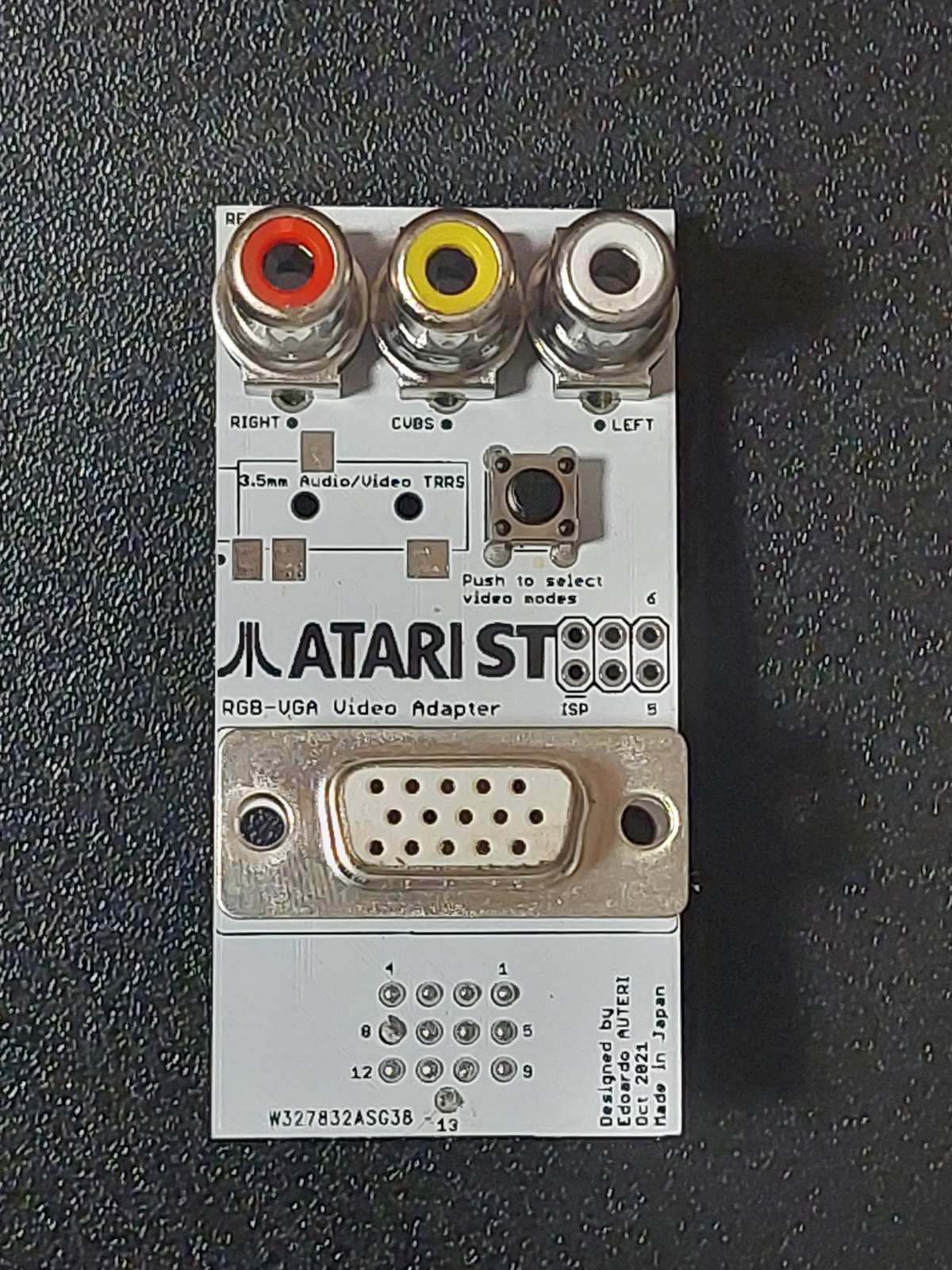 Для Atari ST/STE адаптер RGB-VGA з AV RCA.