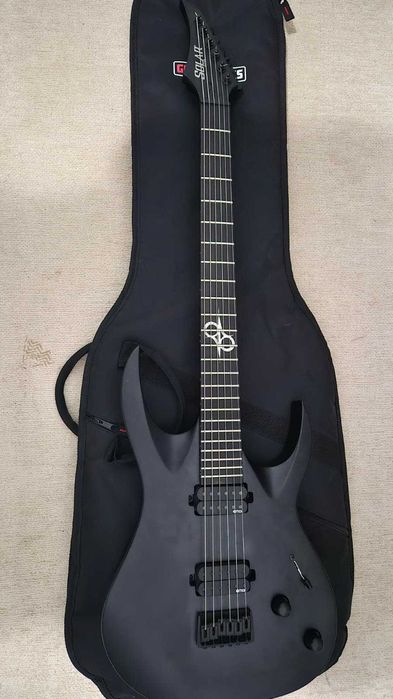 Vendo Guitarra – Solar A2.6C-27 Baritone – Carbon Black Matte