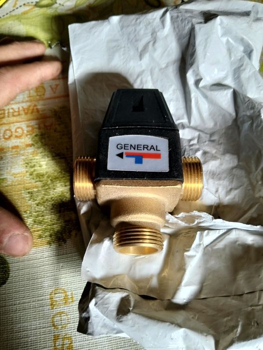 . Válvula Misturadora Termostática 35–60°C PN10 (Nova) – 40€