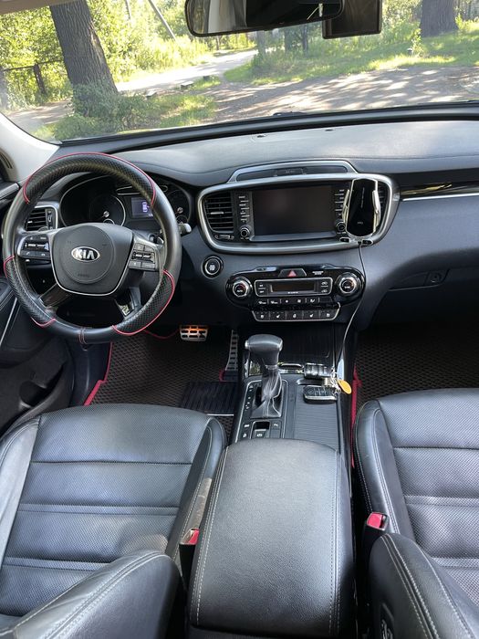 Продам Kia Sorento