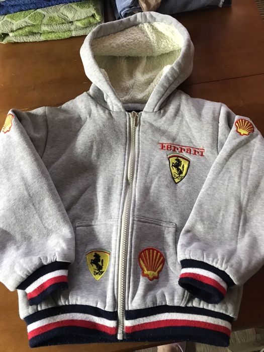 Крутая меховушка курточка Ferrari