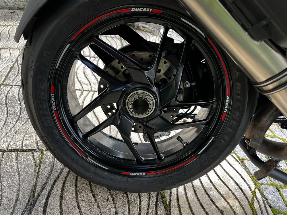 Ducati Multistrada 1200 S