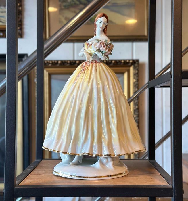 Figurka markiza ćmielów porcelana