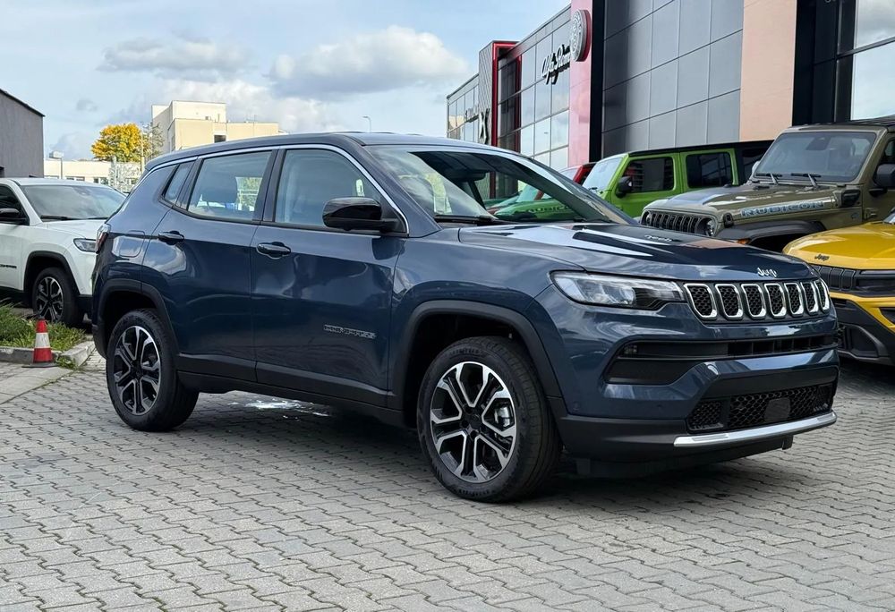 Jeep Compass Jeep Compass E-HYBRID Altitude MHEV T4 Turbo 130KM DCT7