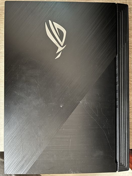 Laptop Asus Rog Strix G17