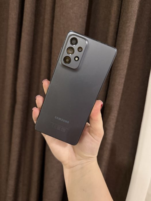 Samsung Galaxy A73 5G — 128 GB