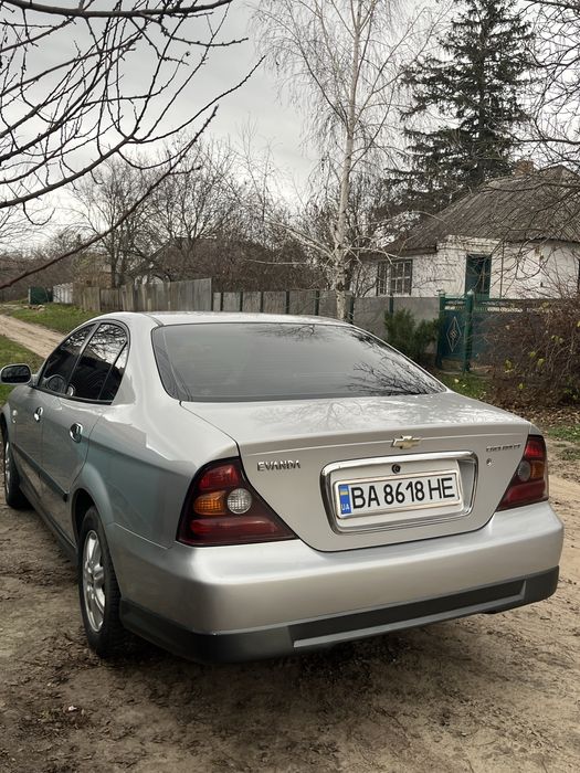 Продам Шевроле Еванда