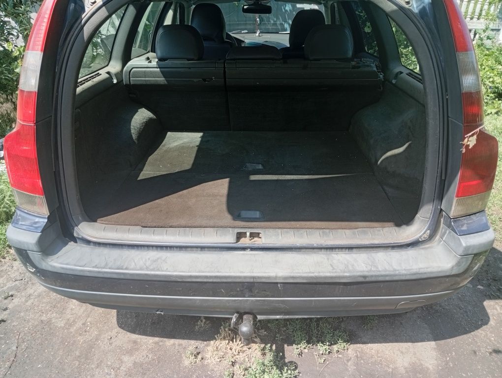 Продається volvo v70 D5