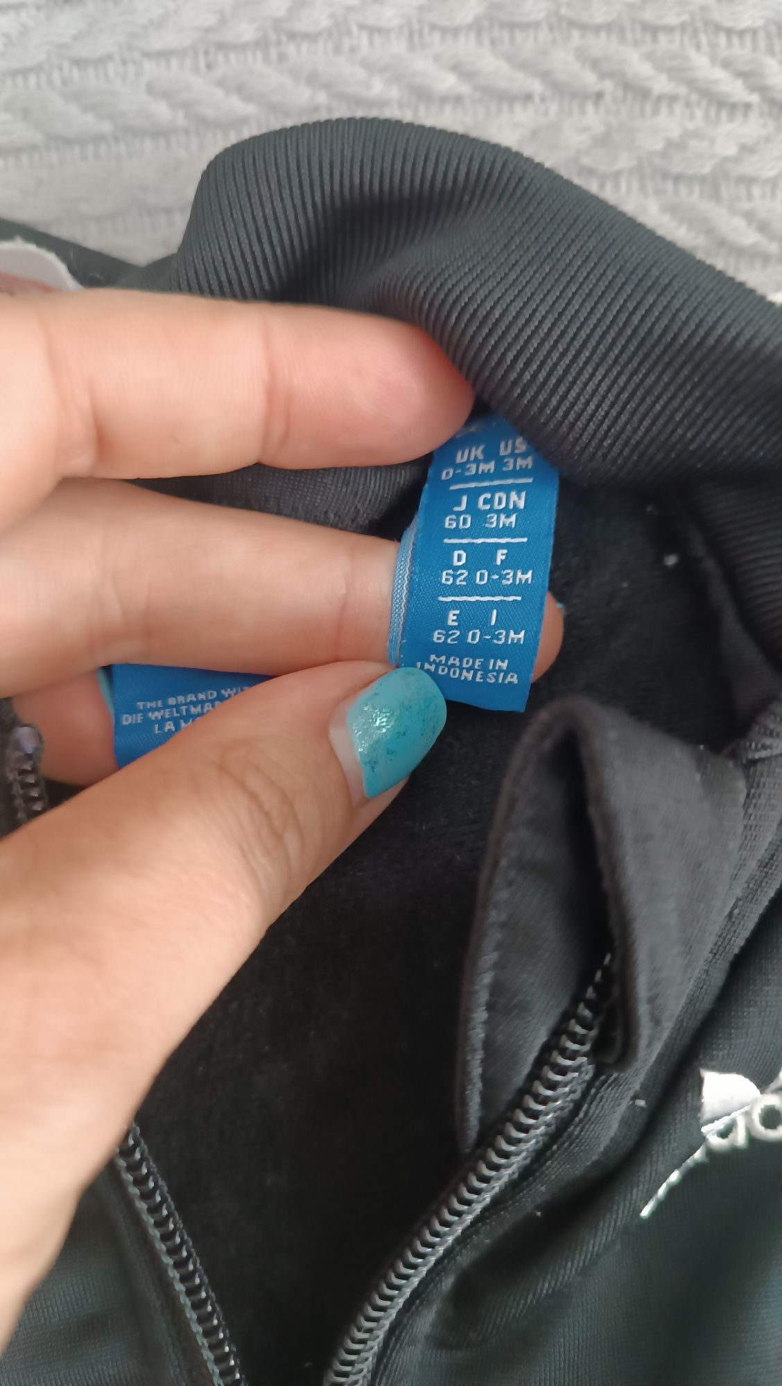 Оригінальний костюм adidas 0-3 міс