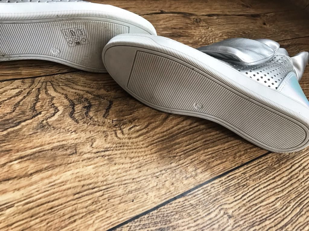 Nowe buty damskie