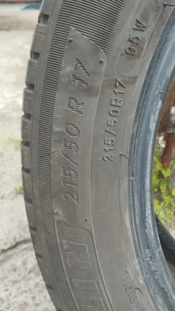 Гума літня MICHELIN 215/50R17