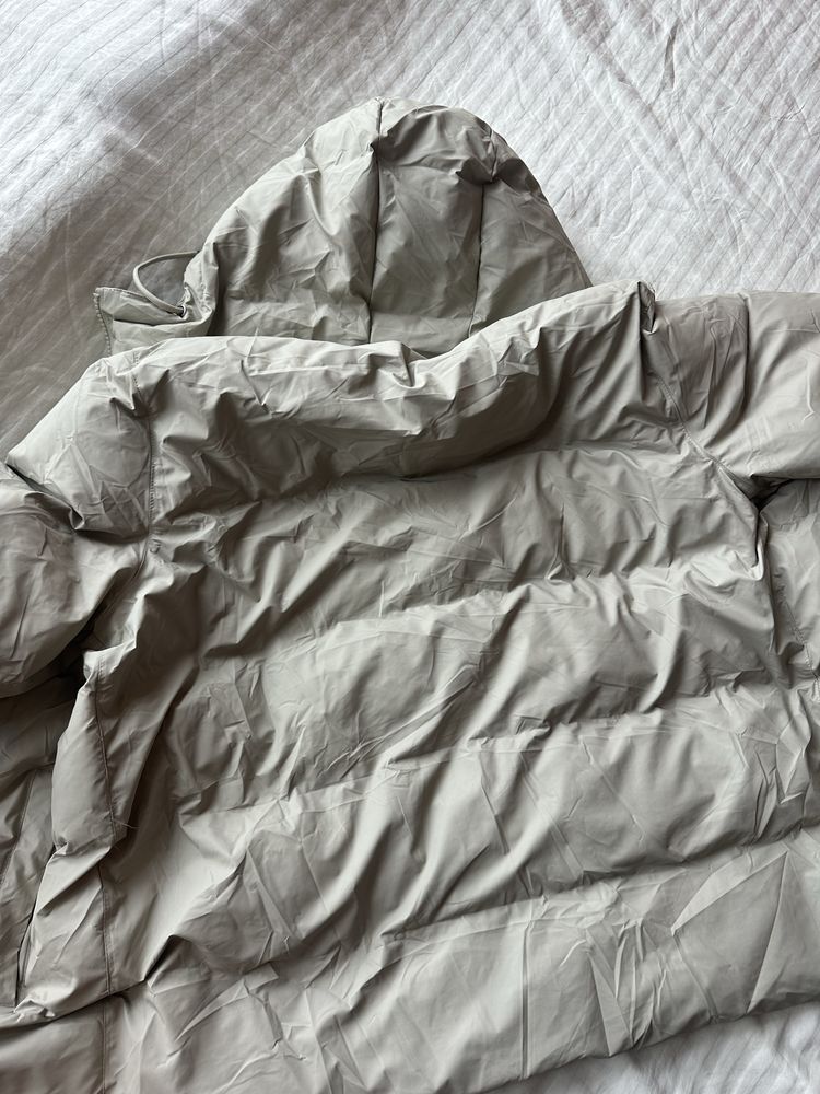 Зимова Куртка чоловіча Rains Puffer Jacket, M, з дефектом