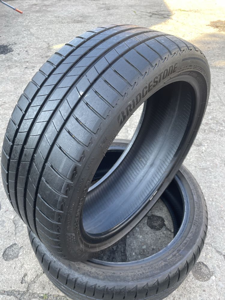 Opony Bridgestone 225/40R19 Turanza T005 - 2szt uzywane letnie DOT2321