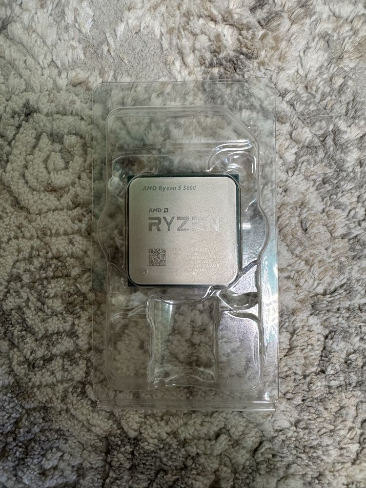 Процесор AMD Ryzen 5 5600