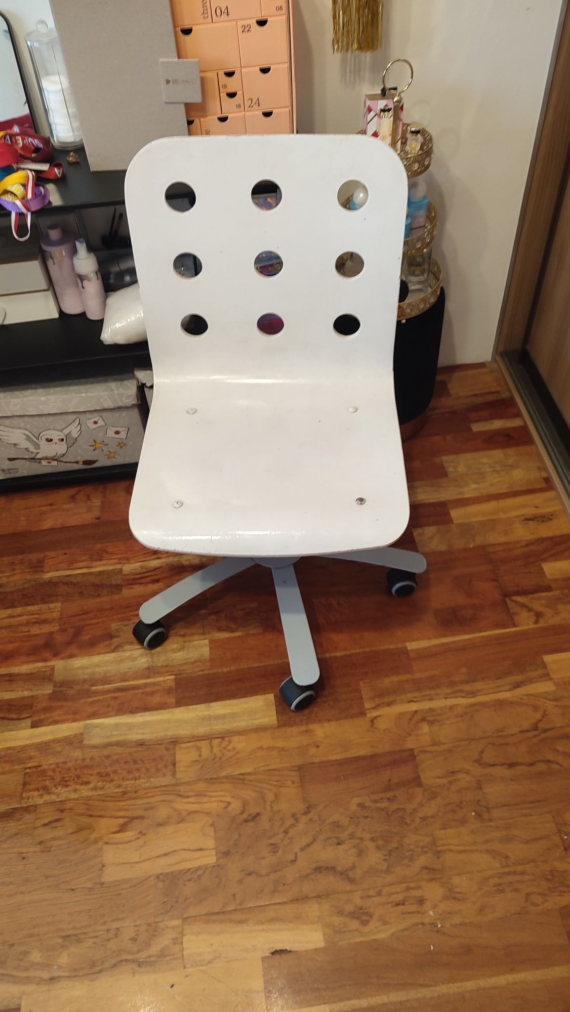 Krzesło na kółkach IKEA