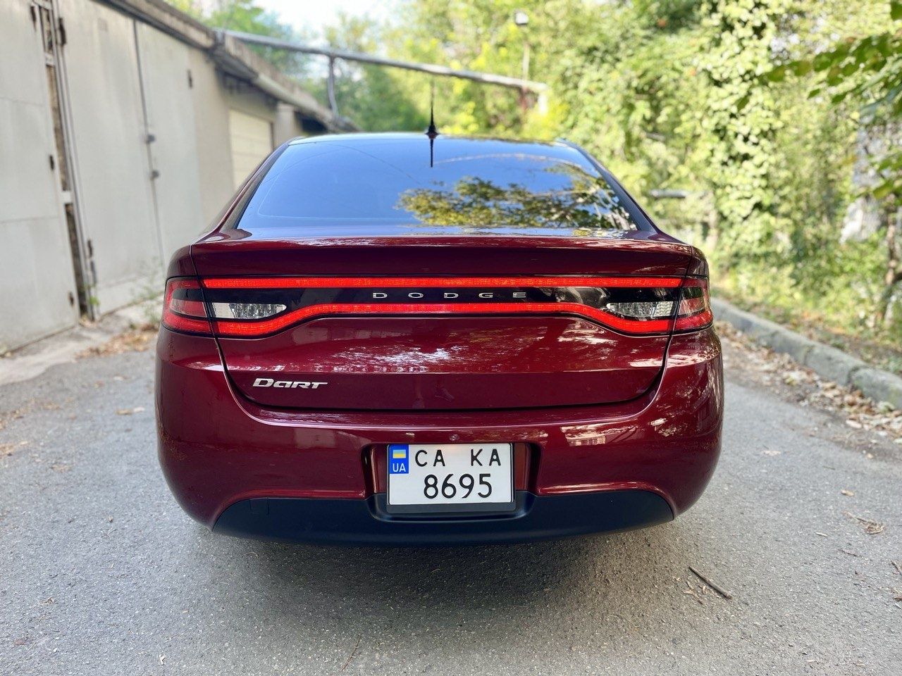 Dodge Dart SE 2.0 л
