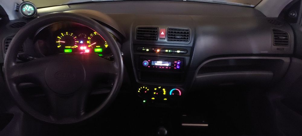 Kia picanto 1.0cc