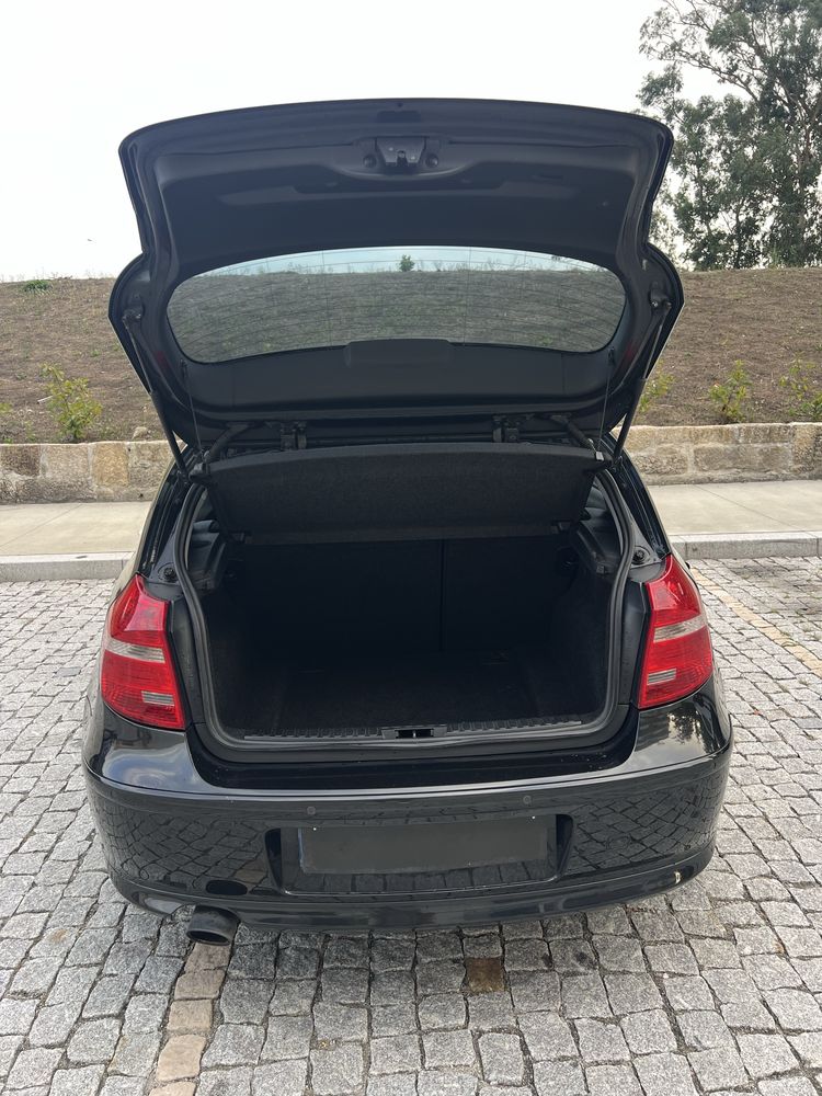 BMW 120d LCI Nacional Poucos Kms