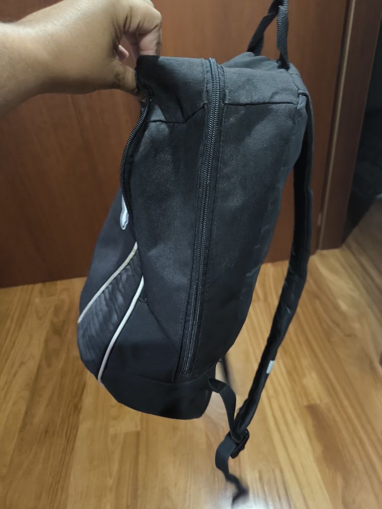 Mochila marca Puma