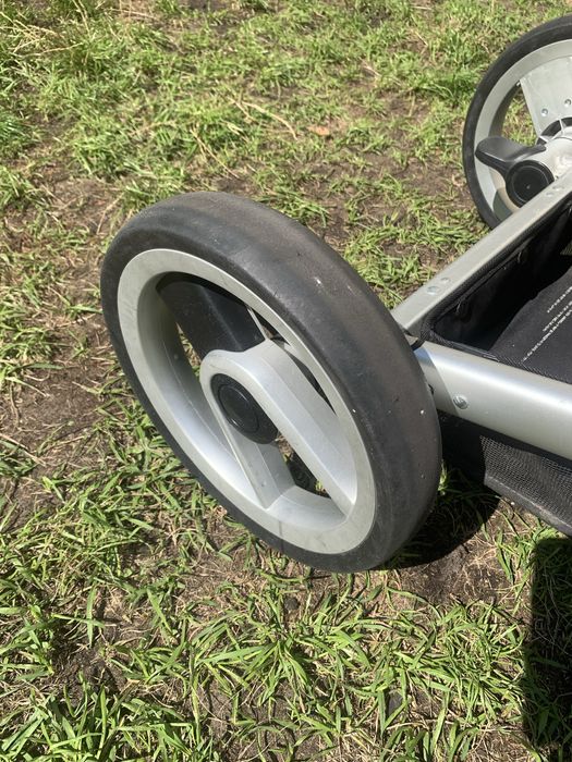 Wózek Mutsy Igo stan bardzo dobry gondola plus spacerówka 2w1