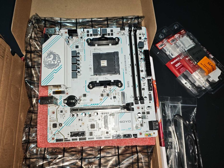 Ryzen 5 3600, B550M SOYO, 32 ГБ DDR4 RGB, Deepcool AG400 ARGB комплект