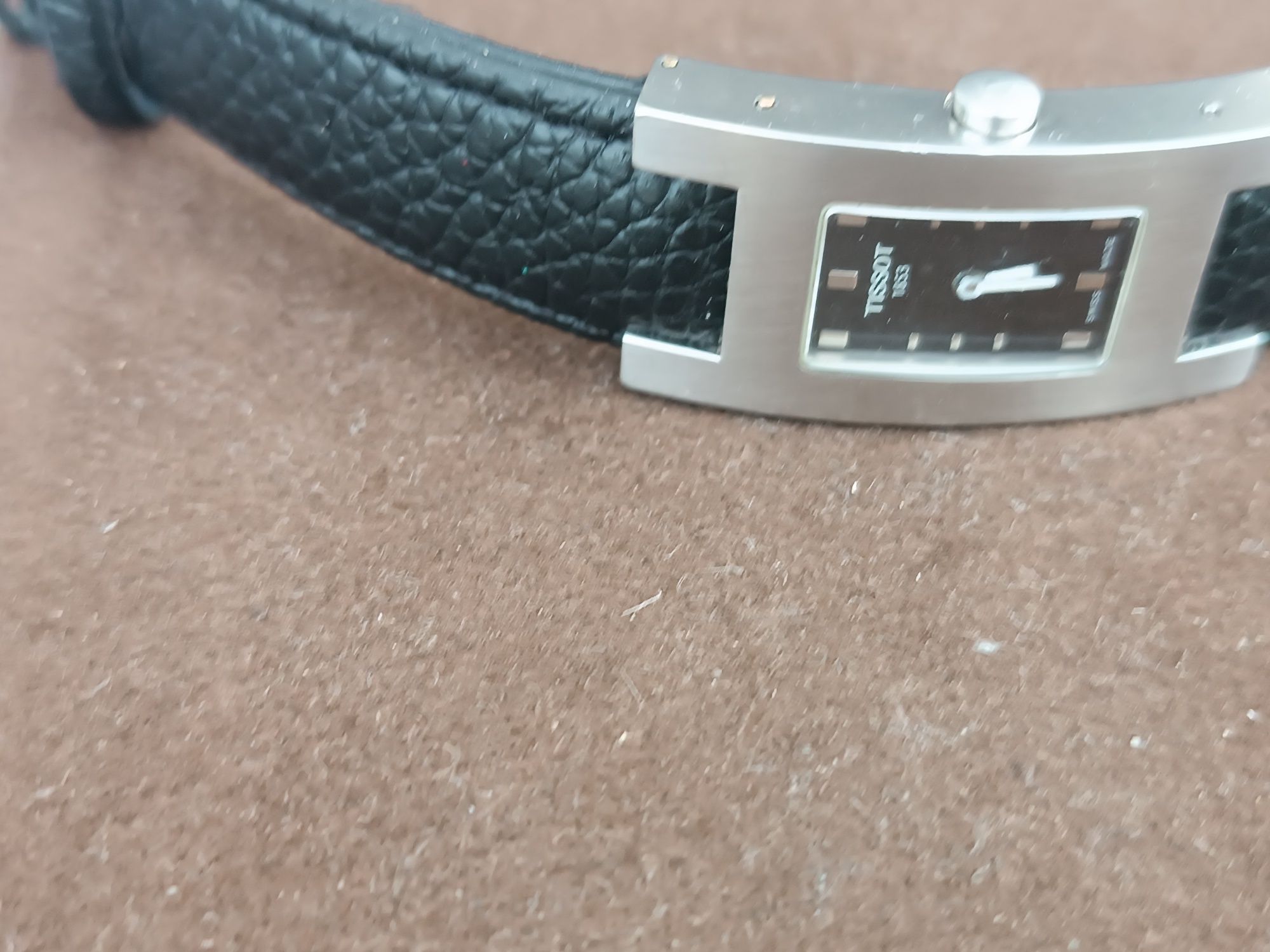 Zegarek damski Tissot pr 1853 Swiss qartz vintage