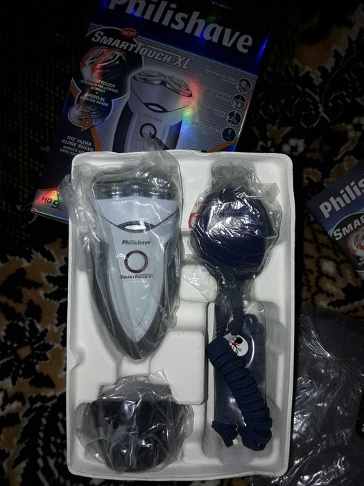 Бритва Phillips электробритва