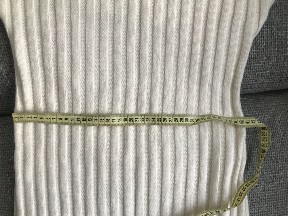 Платье H&M   S-M