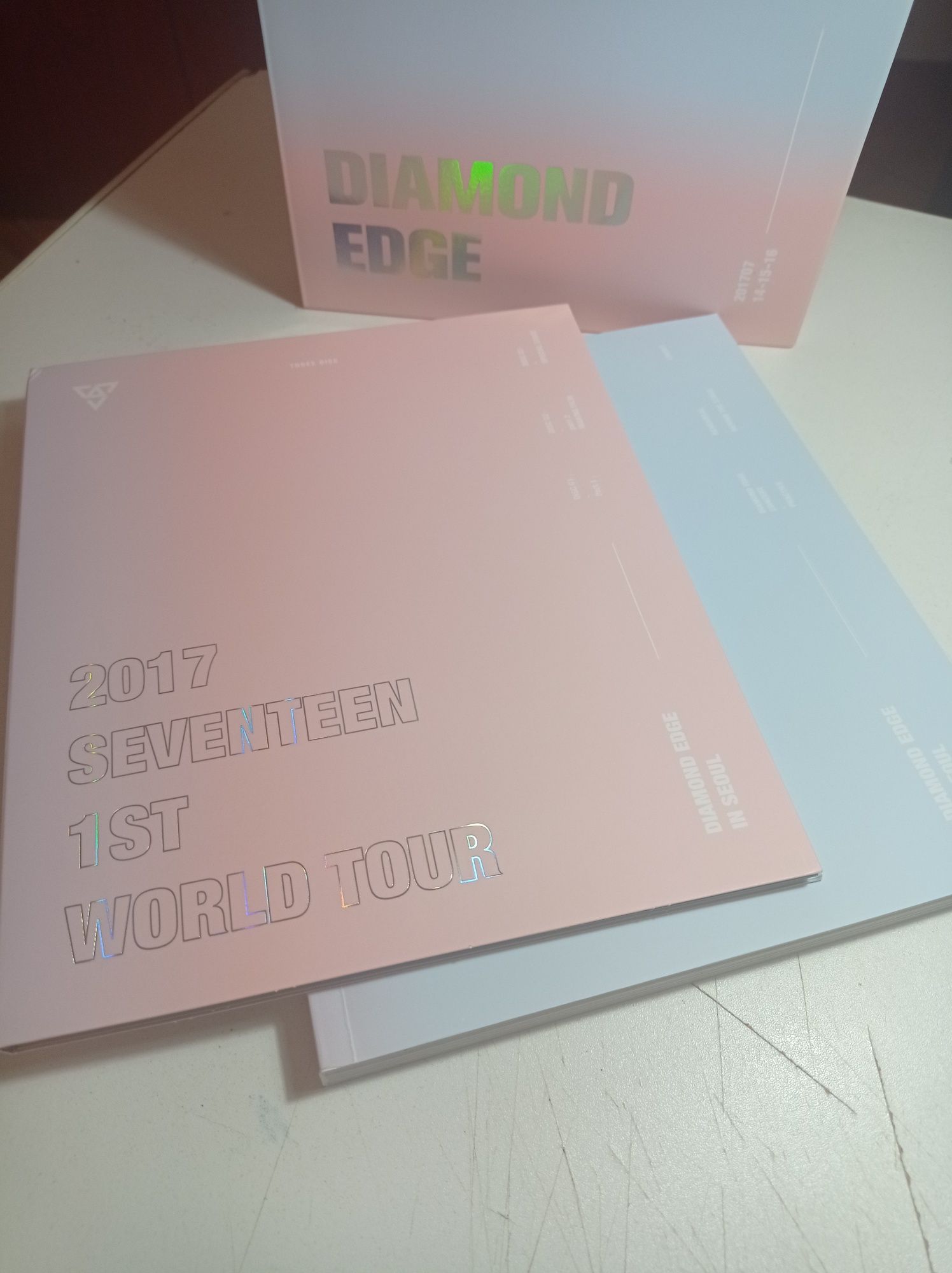 Seventeen "Diamond Egde" Concert DVD