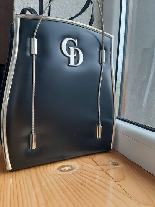 Сумка  стильна ,нова