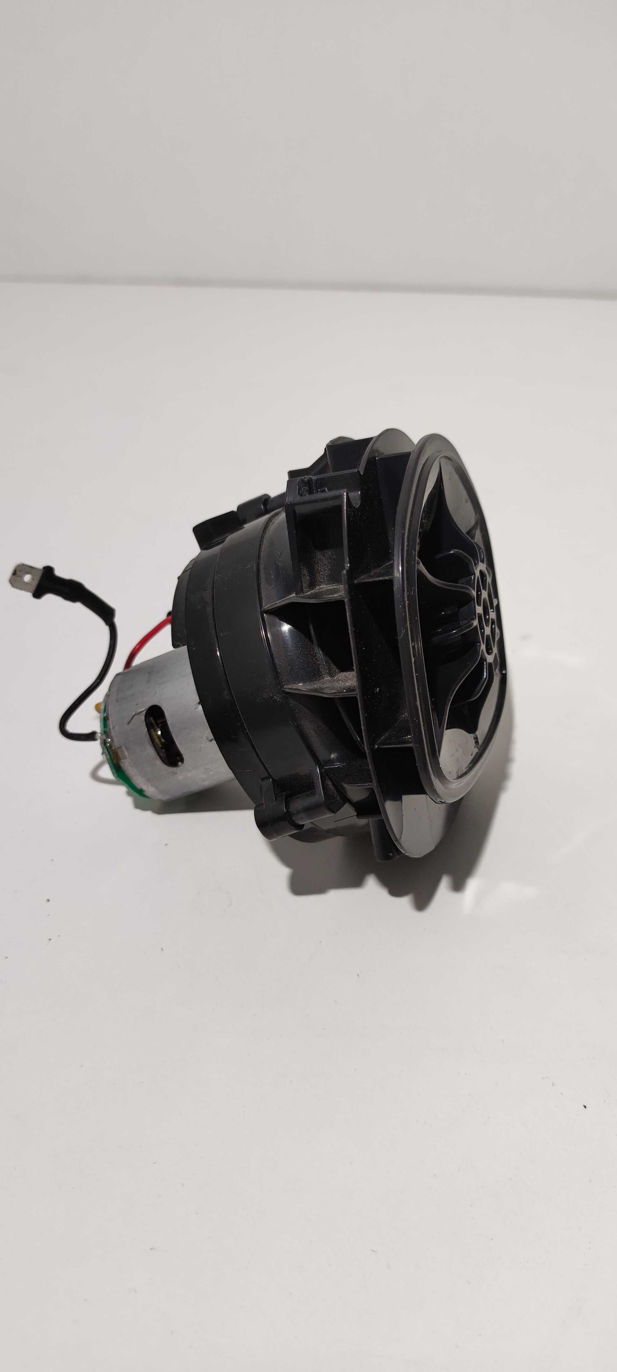 Silnik do Shark HandVag CH950EUT
