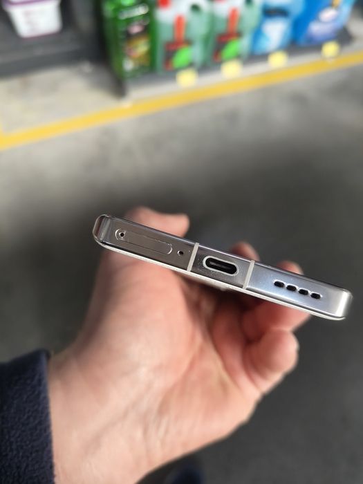 Realme gt 5 pro 16/512 Snapdragon 8Gen3