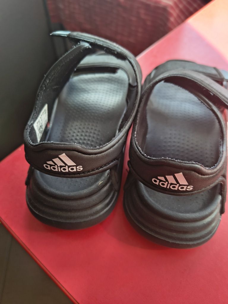 Sandalki chopiece Adidas