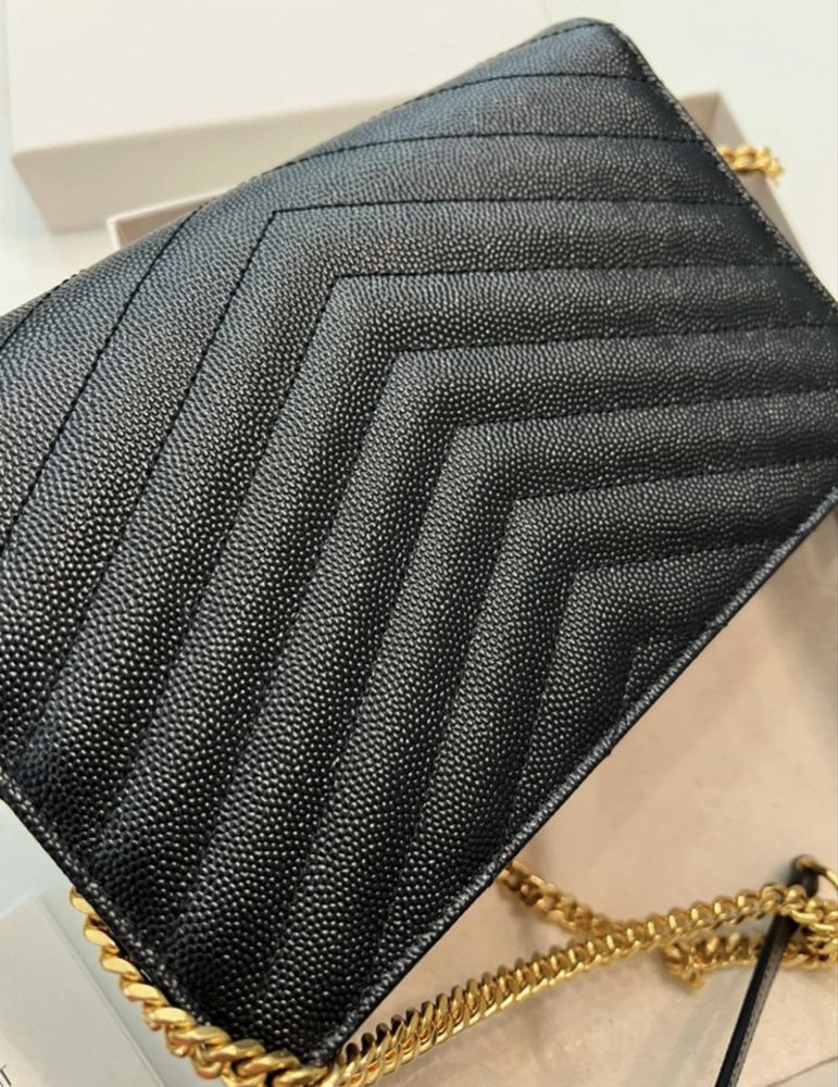 YSL mala preta WOC