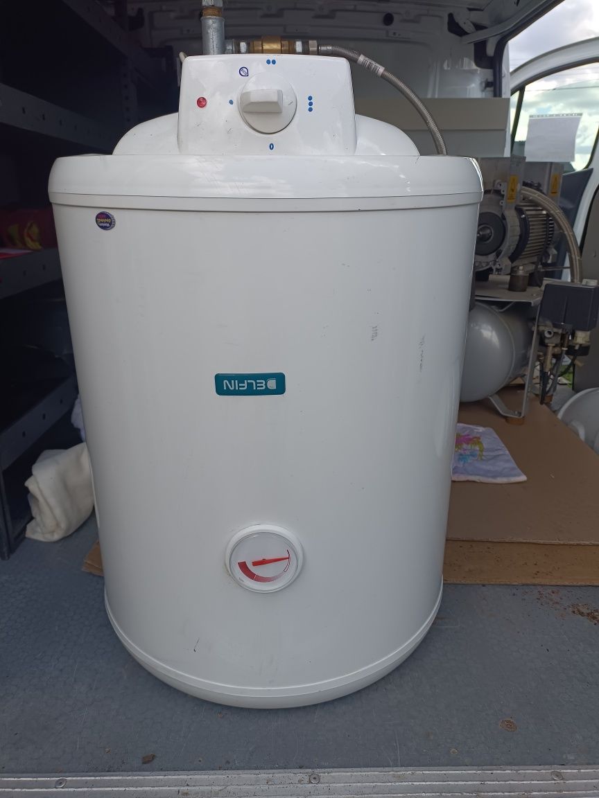 Podgrzewacz wody elektryczny Boiler Delfin SBS 50litrów.Prawie nowy.