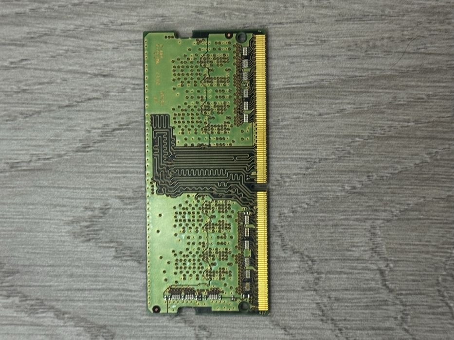 Оперативна памʼять Samsung DDR4 8Gb