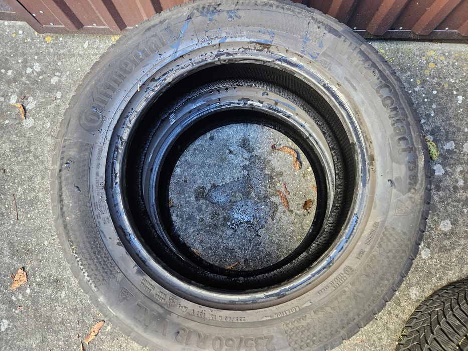 Opony zimowe Continental 235/60/18