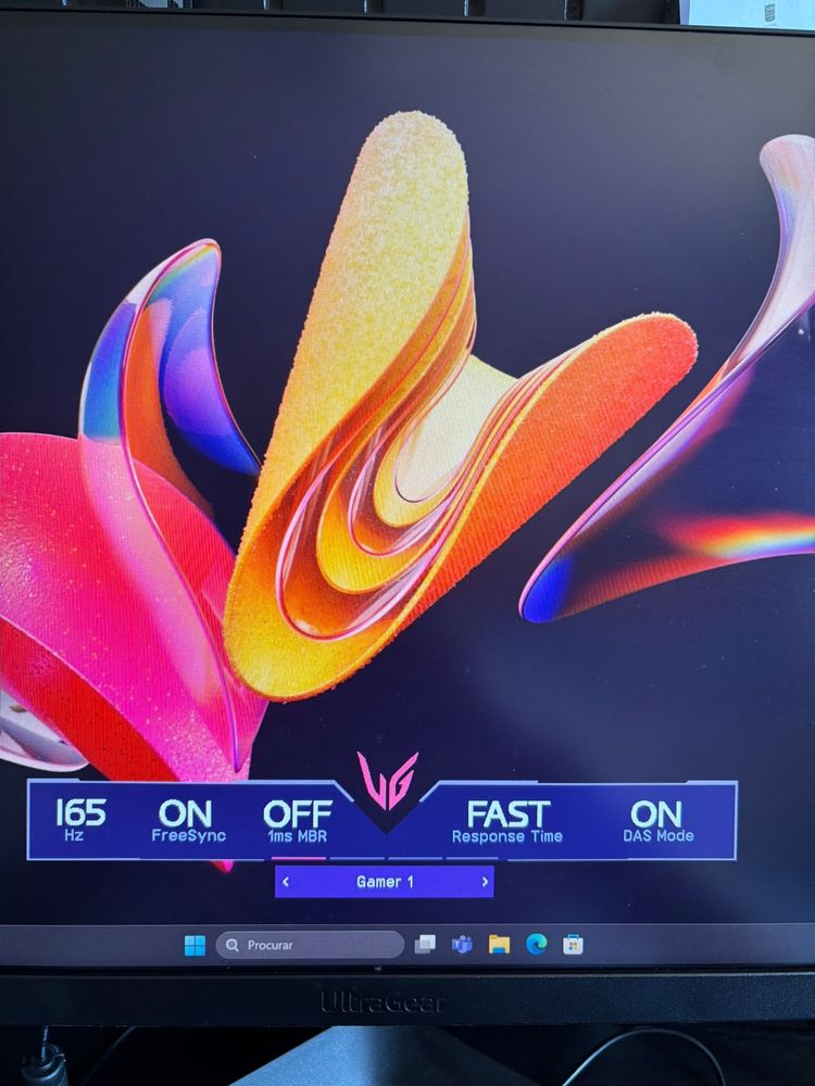 Monitor Gaming LG UltraGear 24″ | 165Hz | Como Novo
