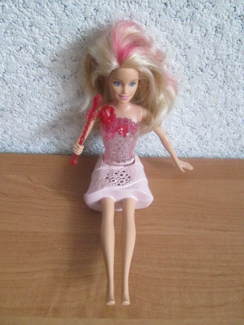 lalka barbie śpiewa po polsku - 2 lalki grające