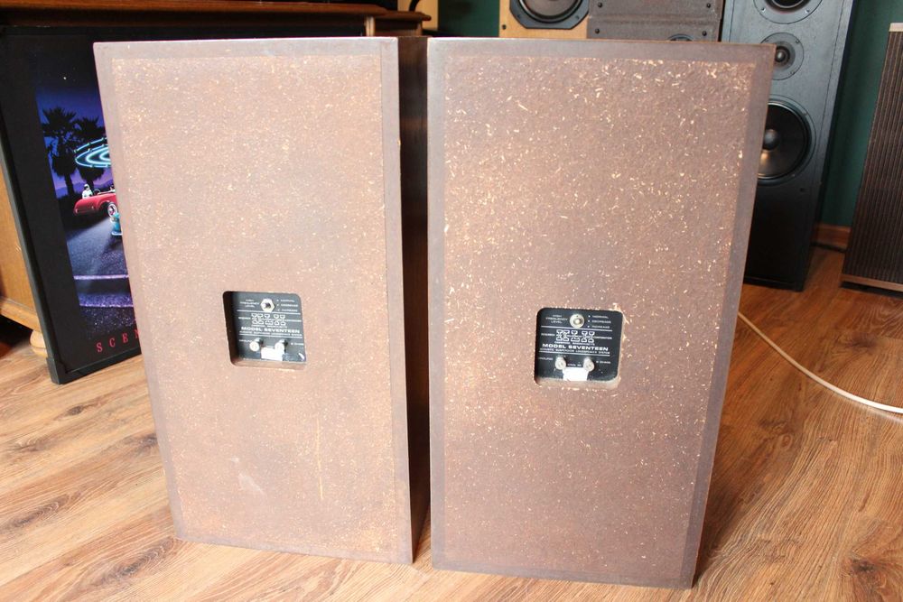 KLH model seventeen Rewelacyjne Kolumny vintage - usa -