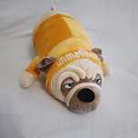 Pluszowy mops pies w ubranku maskotka