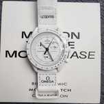 Wyjątkowe Omega x Swatch z Snoopy: Model SO33W700