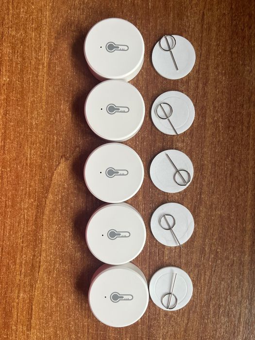 Zigbee датчики температури та вологості