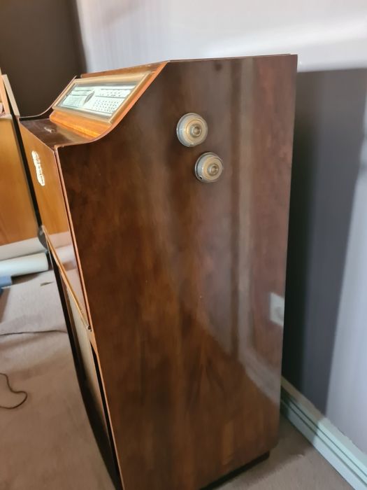 Radio e gira discos Pathé Marconi anos  50