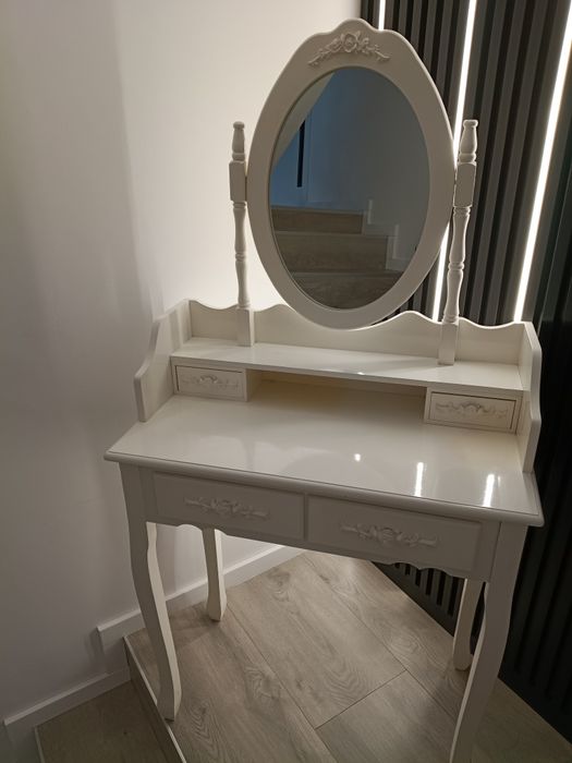 Toaletka Ludwik biała