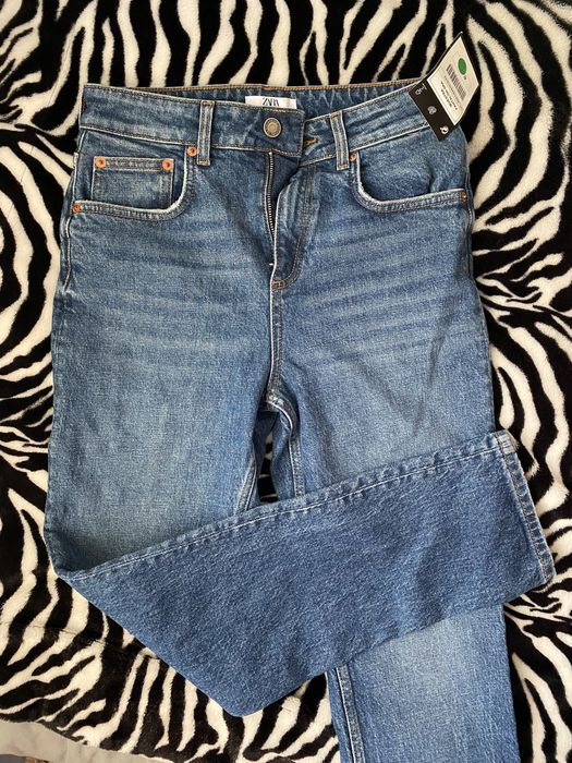 Джинсы Zara